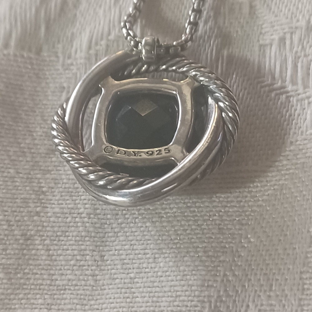 David Yurman Infinity Necklace with Onyx, Sterling Silver - Picture 4 of 8